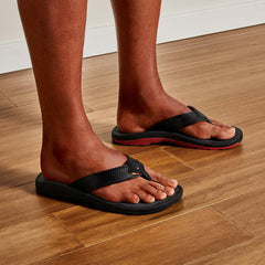 Olukai ‘Imaka Water-Ready Beach Sandals - Black | Men Water-Friendly