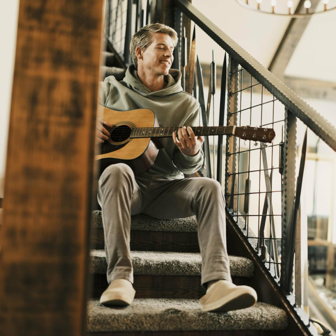 Olukai Hāmani Hulu Wool Mule Slippers - Oatmeal | Men Indoor/Outdoor