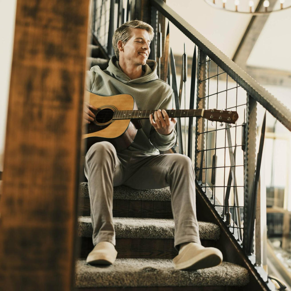 Olukai Hāmani Hulu Wool Mule Slippers - Oatmeal | Men Indoor/Outdoor