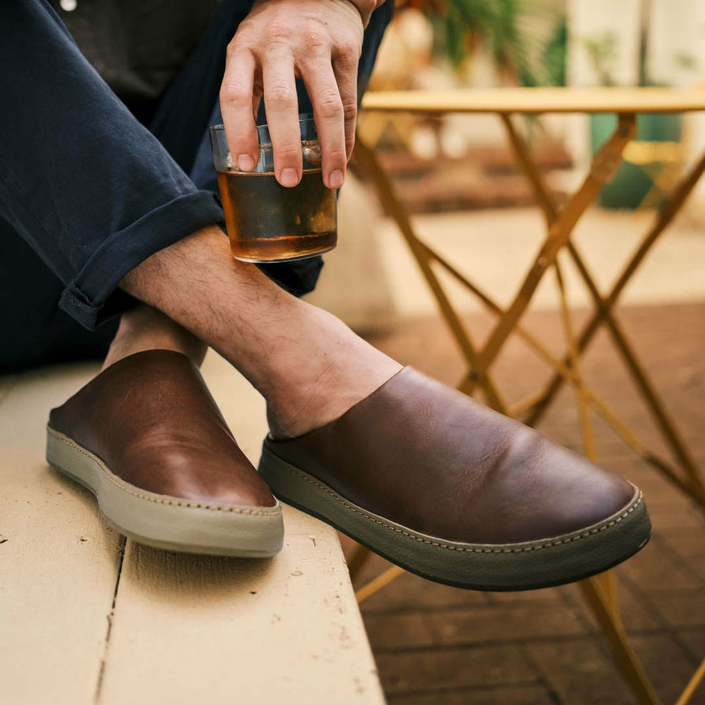 Olukai Hāmani Leather Mules - Toffee / Tan | Men Slip-On