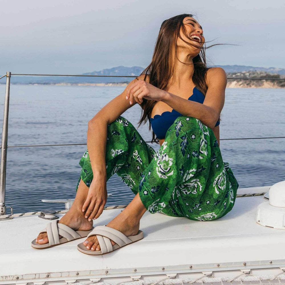 Olukai Hila Beach Slide Sandals - Cloudy | Women Water-Friendly