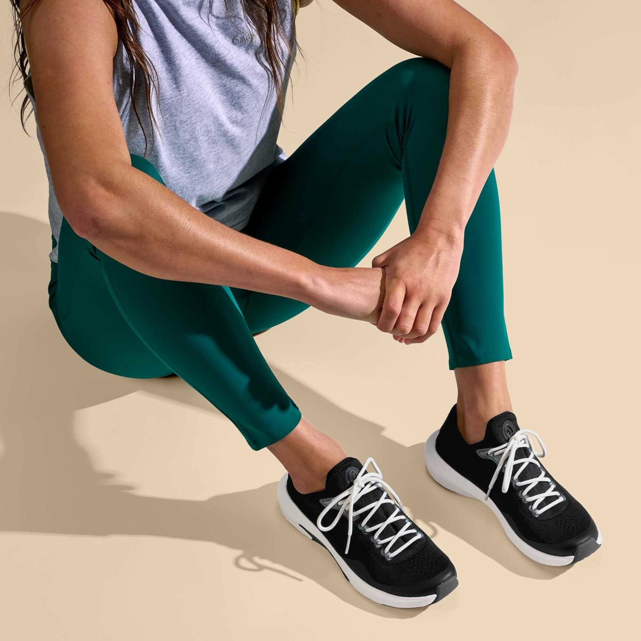 Olukai Kāholo Athletic Trainer Shoes- Black | Women Trainers
