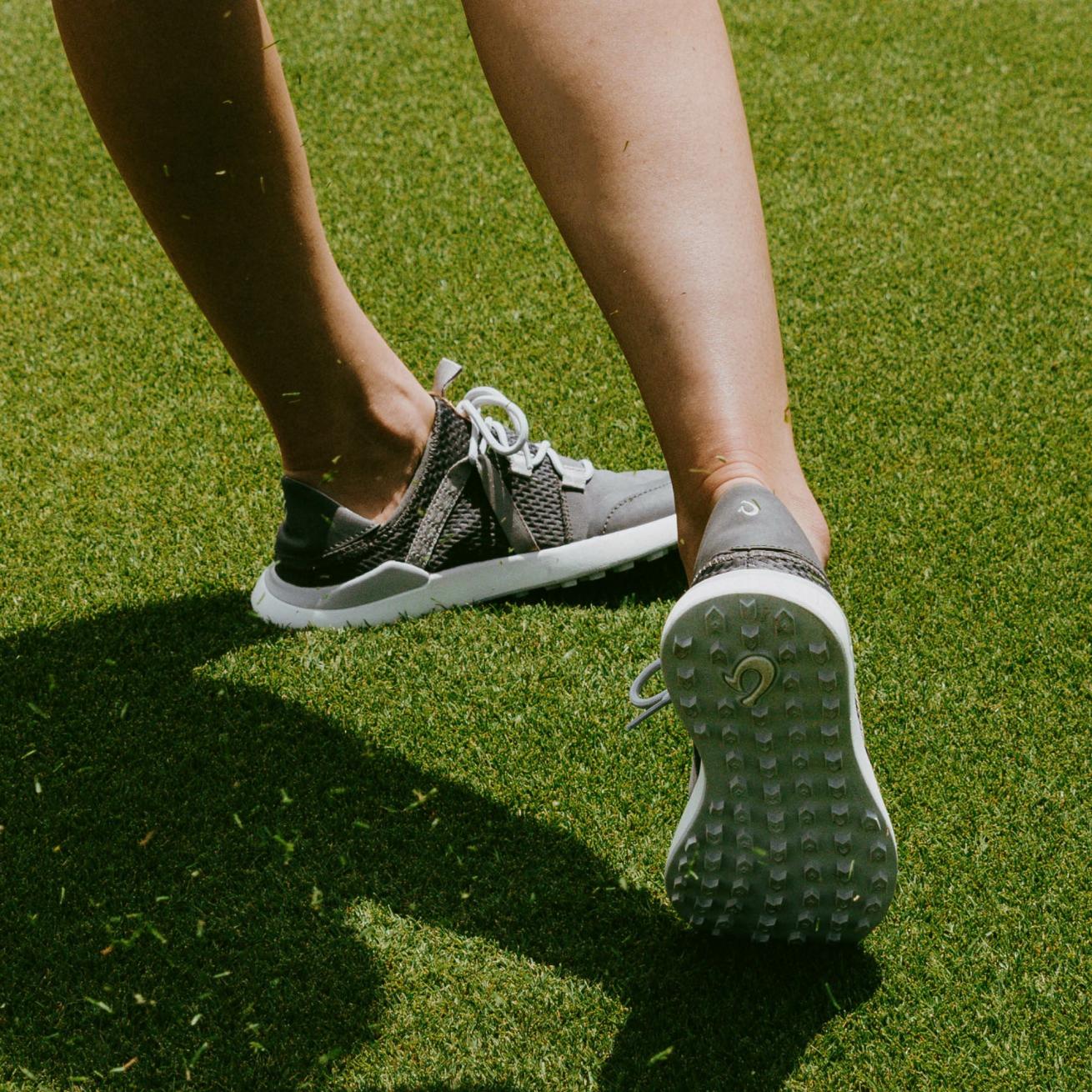 Olukai Kawela Golf Shoes - Pavement / Mist Grey | Women Golf