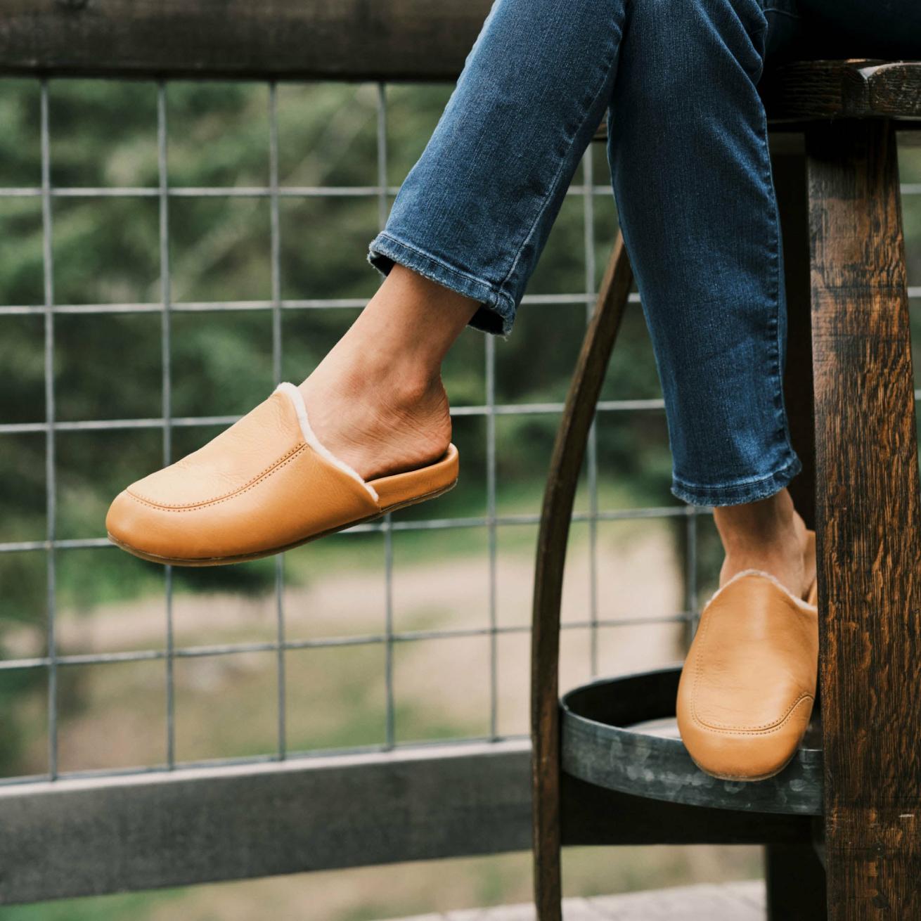 Olukai Kōnea Leather Slipper Mules - Saddle | Women Indoor/Outdoor