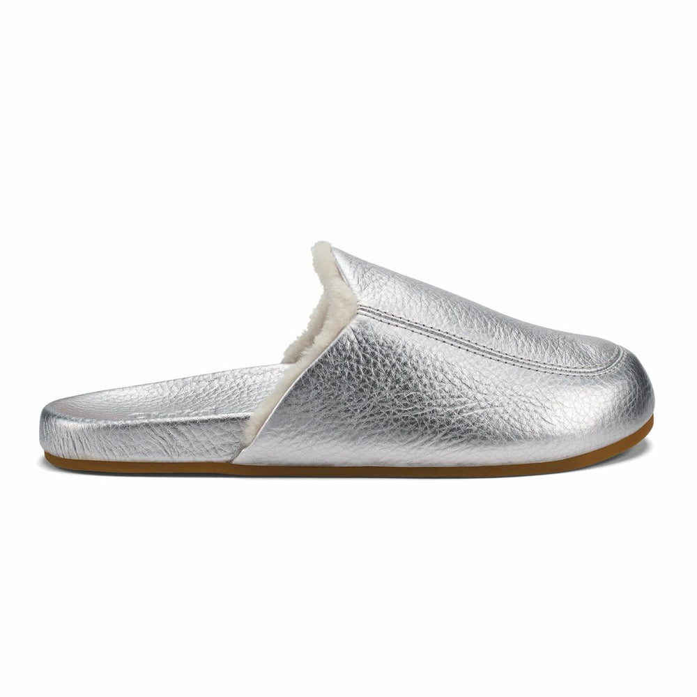 Olukai Kōnea Leather Slipper Mules - Silver &ndash; OluKai | Women Cold Weather