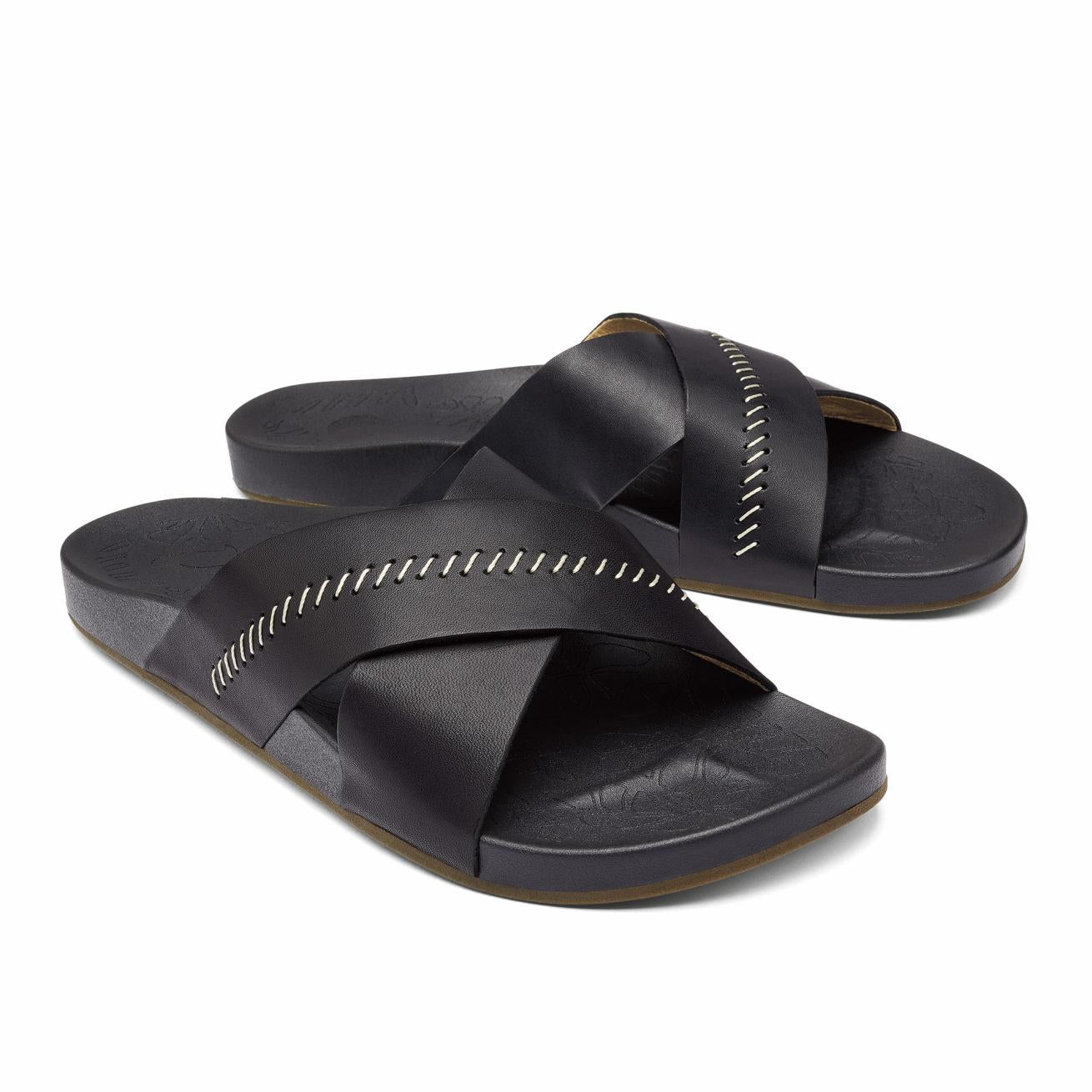Olukai Kipe‘a ‘Olu Slide Sandals - Black | Women Leather