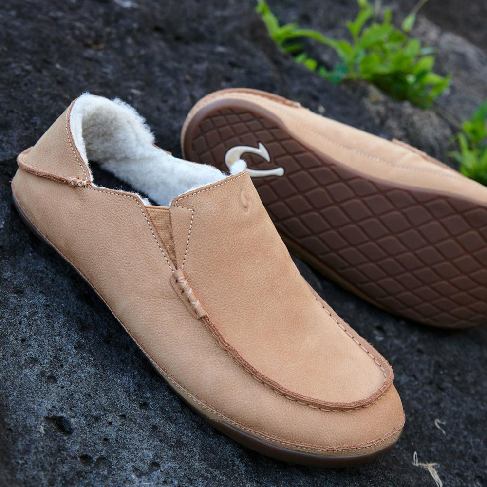 Olukai Kipuka Hulu Leather Slippers - Natural | Men Indoor/Outdoor