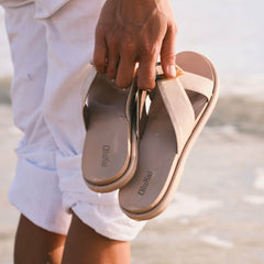 Olukai La‘i Slide Slide Beach Sandals - Taupe | Women Water-Friendly