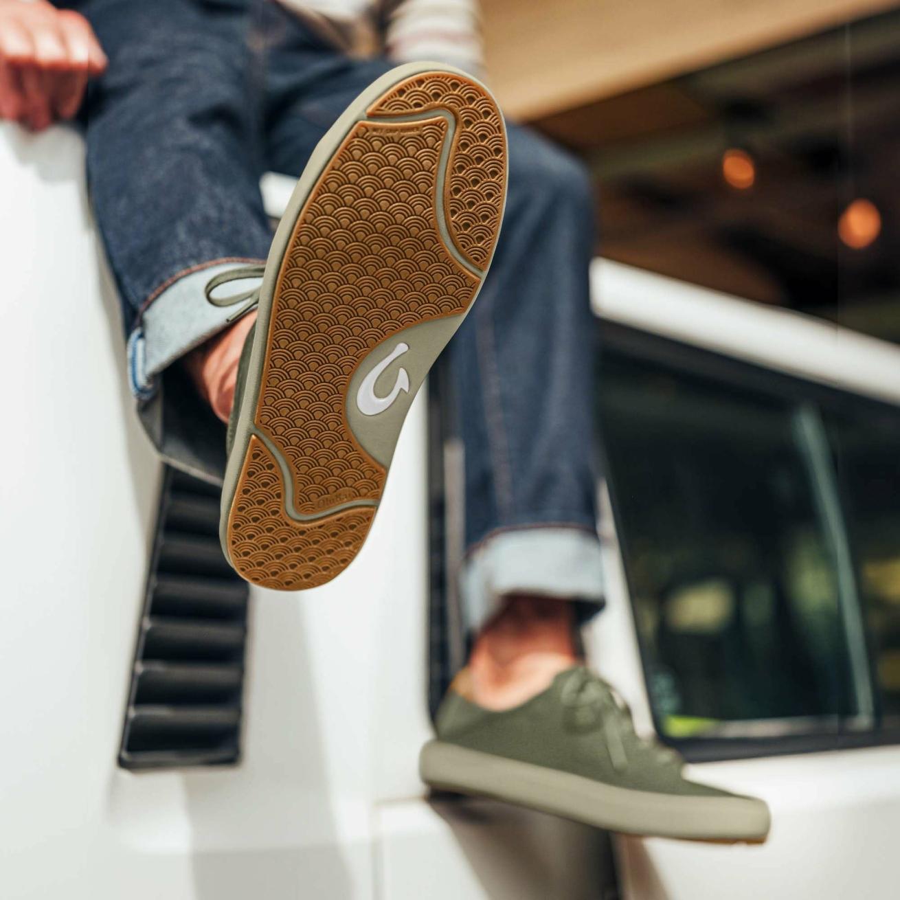 Olukai Lae‘ahi Lī Lightweight Canvas Sneakers - Banyan | Men Sneakers