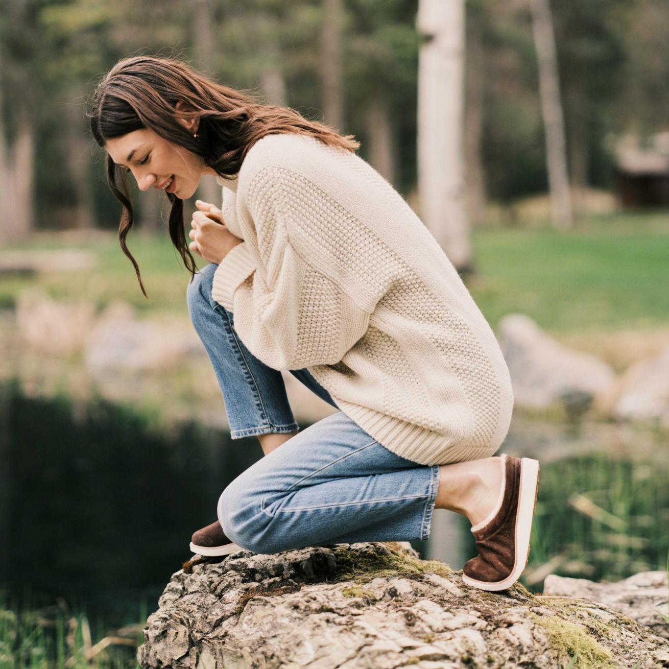 Olukai Mani - Dark Oak / Golden Sand &ndash; OluKai | Women Arch Support