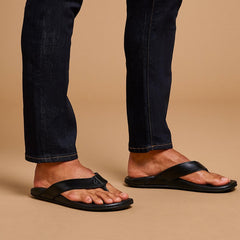 Olukai Mekila Full-Grain Leather Beach Sandals - Black | Men Leather