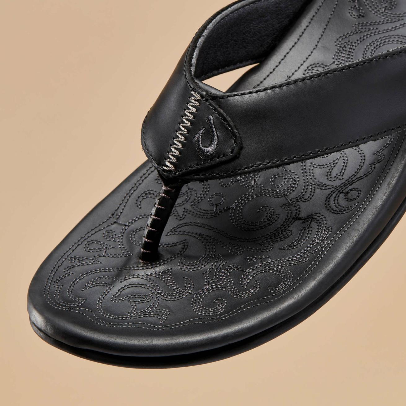 Olukai Mekila Full-Grain Leather Beach Sandals - Black | Men Leather