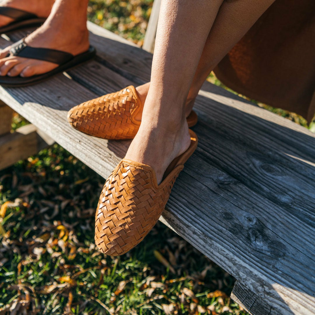 Olukai Mi‘i Woven Leather Mule Shoes - Fox | Women Leather