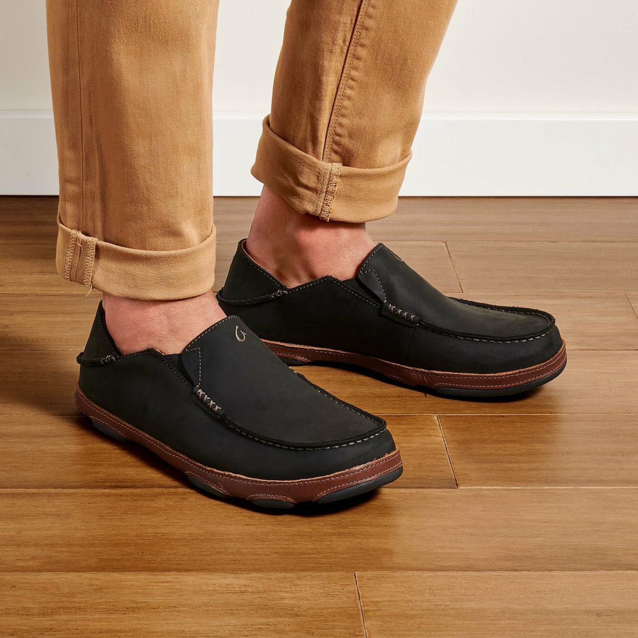 Olukai Moloā Leather Slip On Shoes - Black / Toffee | Men Slip-On