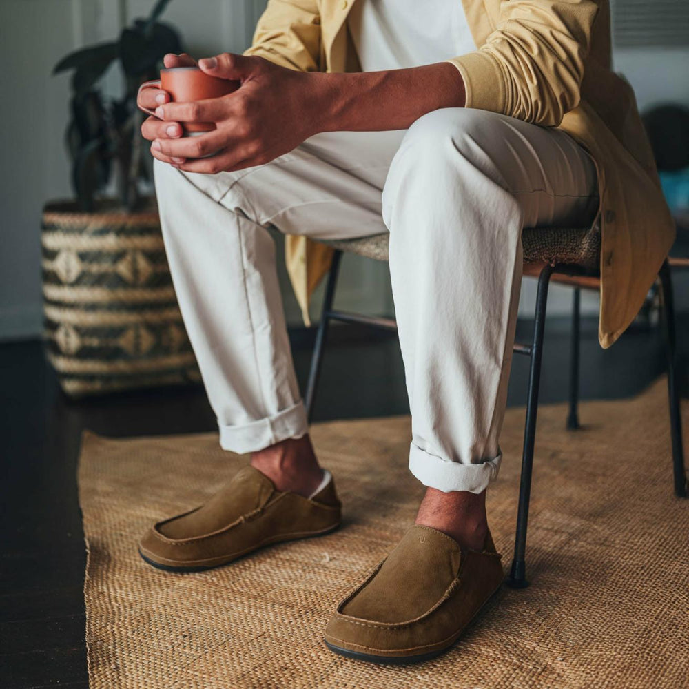 Olukai Moloā Leather Slippers - Kona Coffee | Men Cold Weather