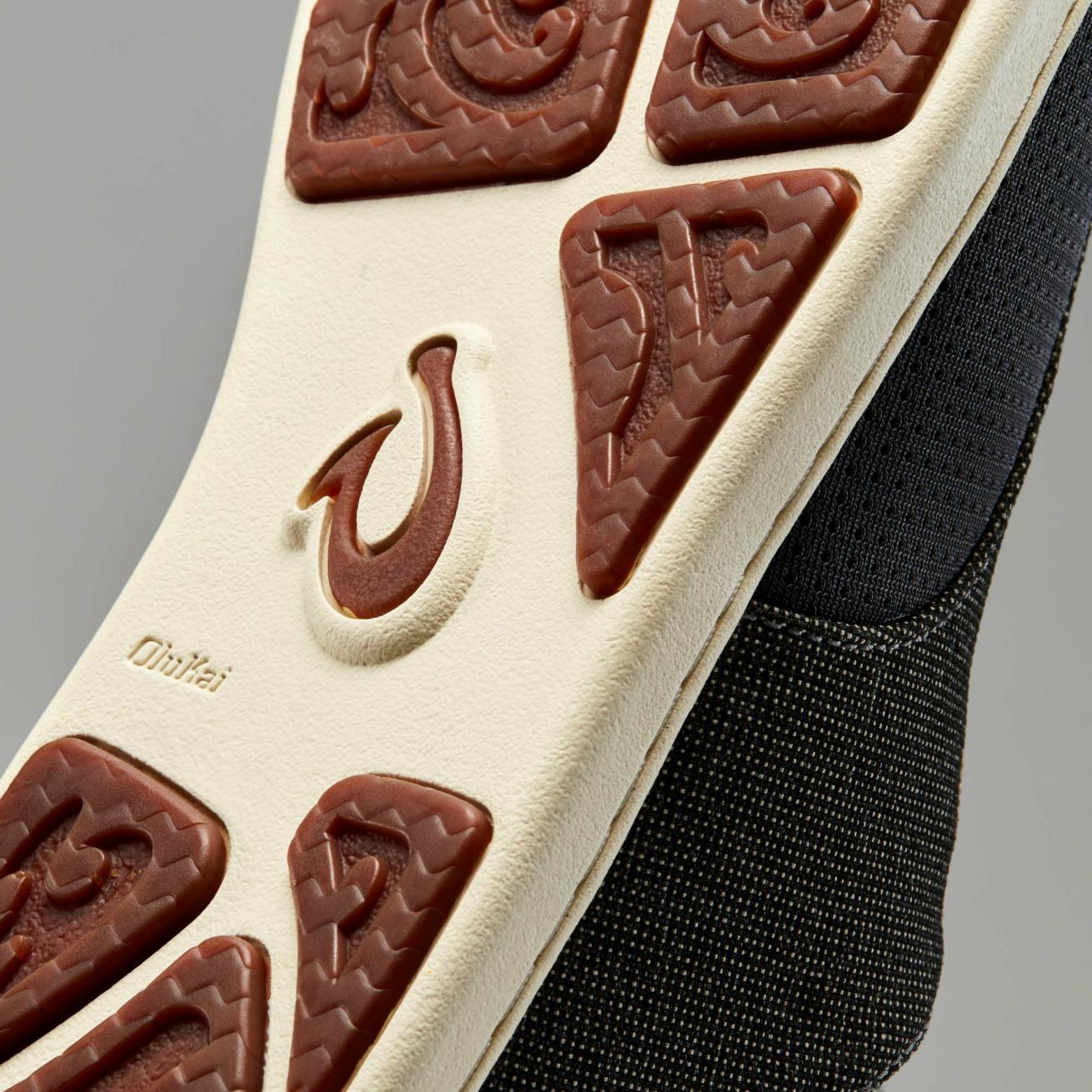 Olukai Nohea Moku Boat Shoes - Charcoal / Clay | Men Water-Friendly