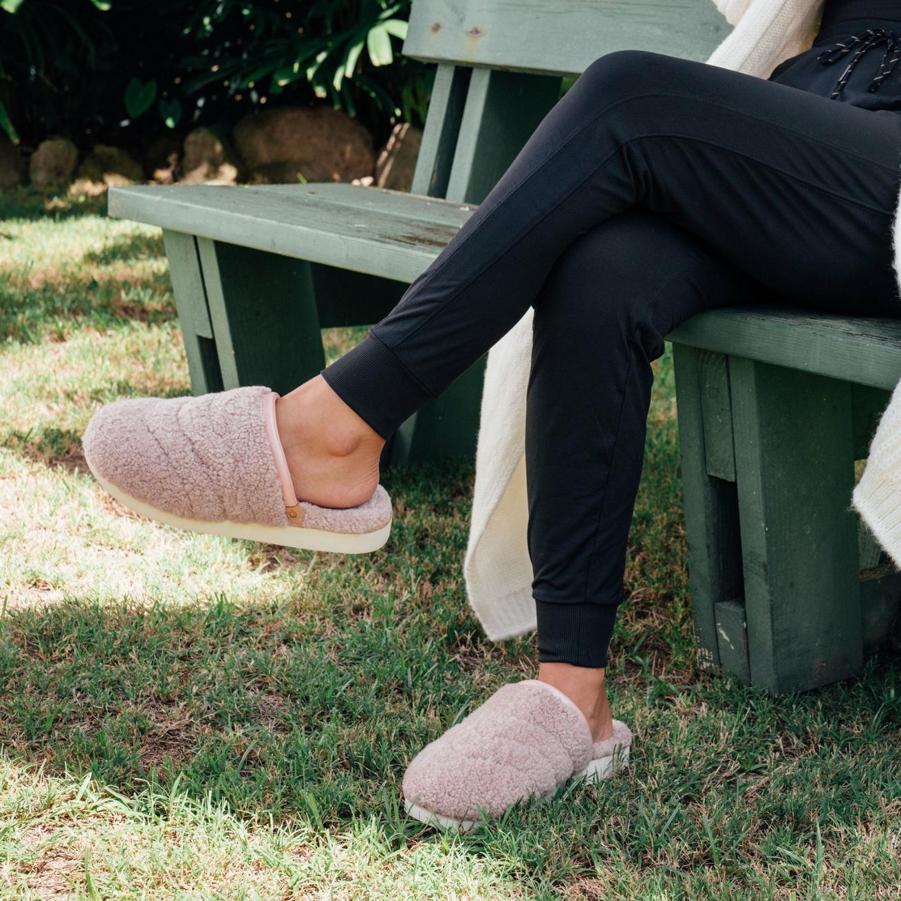 Olukai Pūpū Mua Shearling Mule Slipper - Pink Sea Salt | Women Indoor/Outdoor