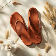 Olukai Tiare Leather Beach Sandals - Fox | Women Leather