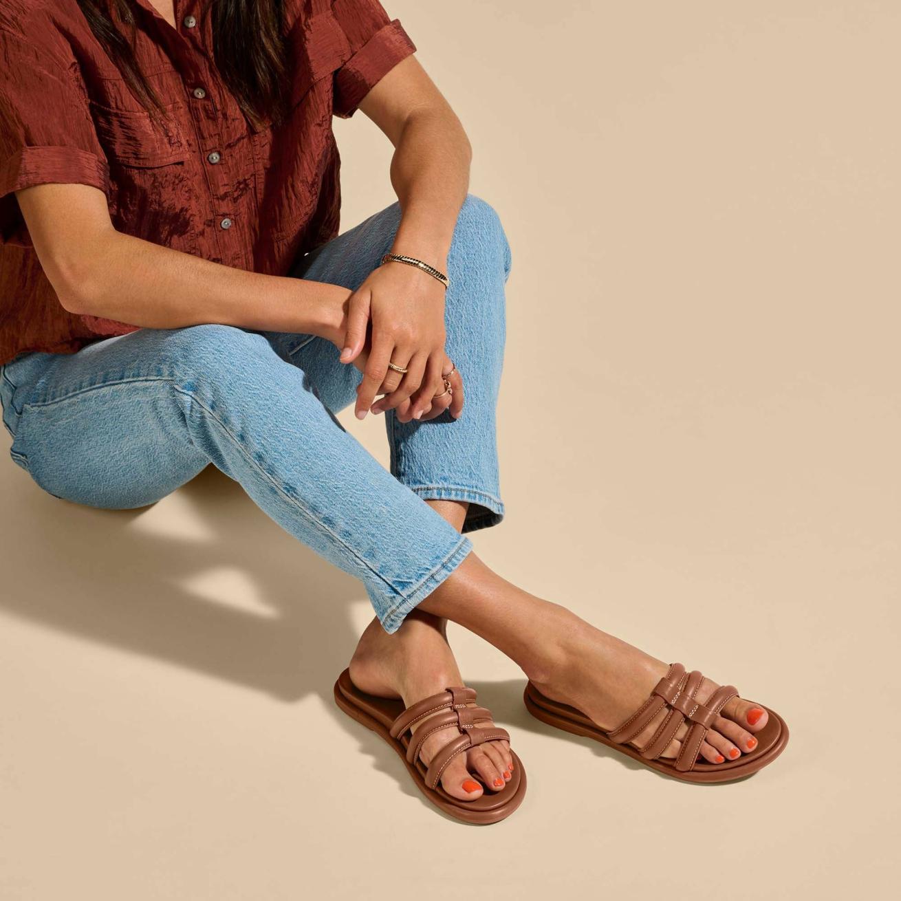 Olukai Tiare Slide Leather Slide Sandals - Fox | Women Slides