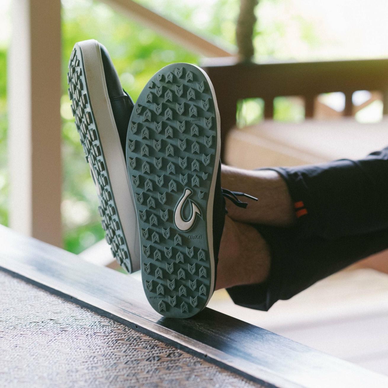 Olukai Wai‘alae Waterproof Leather Golf Shoes - Black | Men Golf